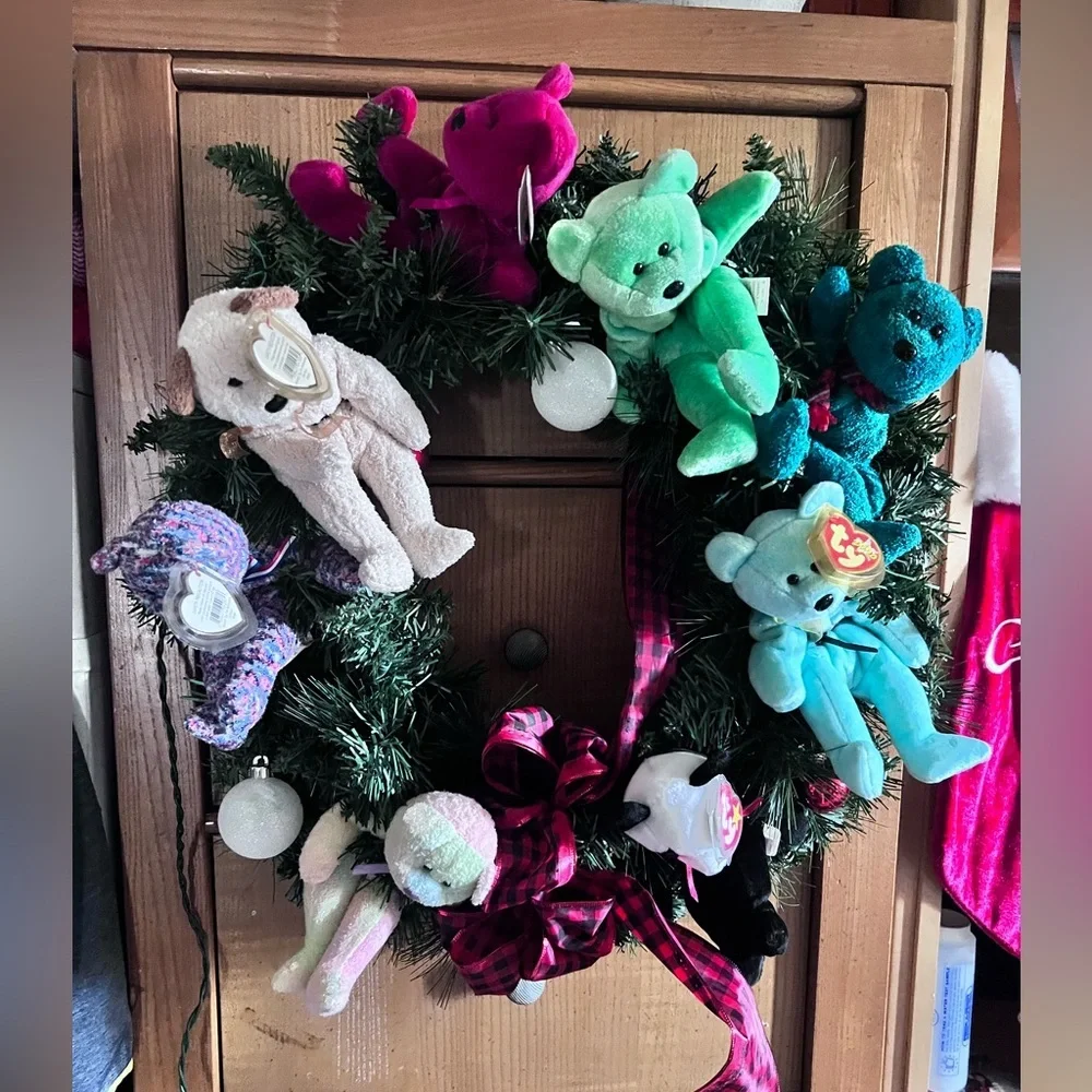 TY BEANIE BABY COLLECTABLE BEARS HOLIDAY LIGHT UP WREATH